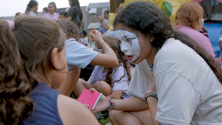 Face-Painting-Sharing